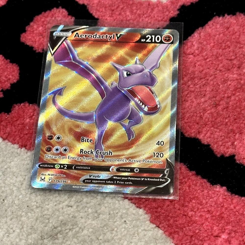 Aerodactyl V #179 – Pokémon Lost Origin – Full Art Holo – As Pictured